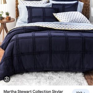 New Martha Stewart Queen Duvet Set